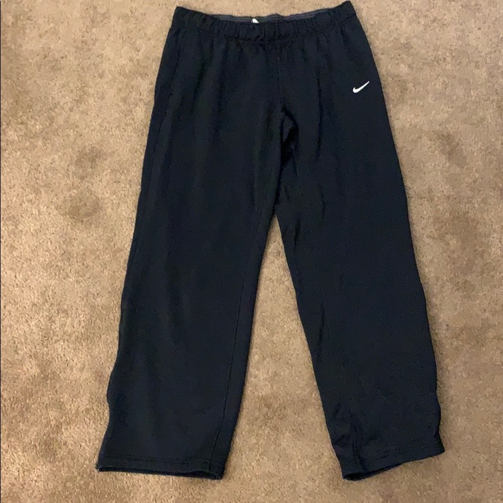 Girls Nike sweatpants with ankle zippers